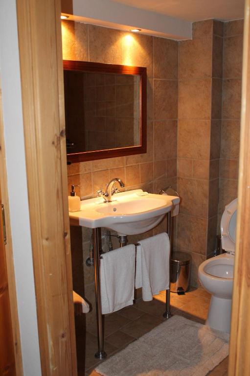 Guesthouse Karahalios Polydrossos Værelse billede