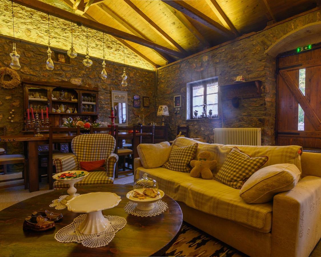 Guesthouse Karahalios Polydrossos Eksteriør billede