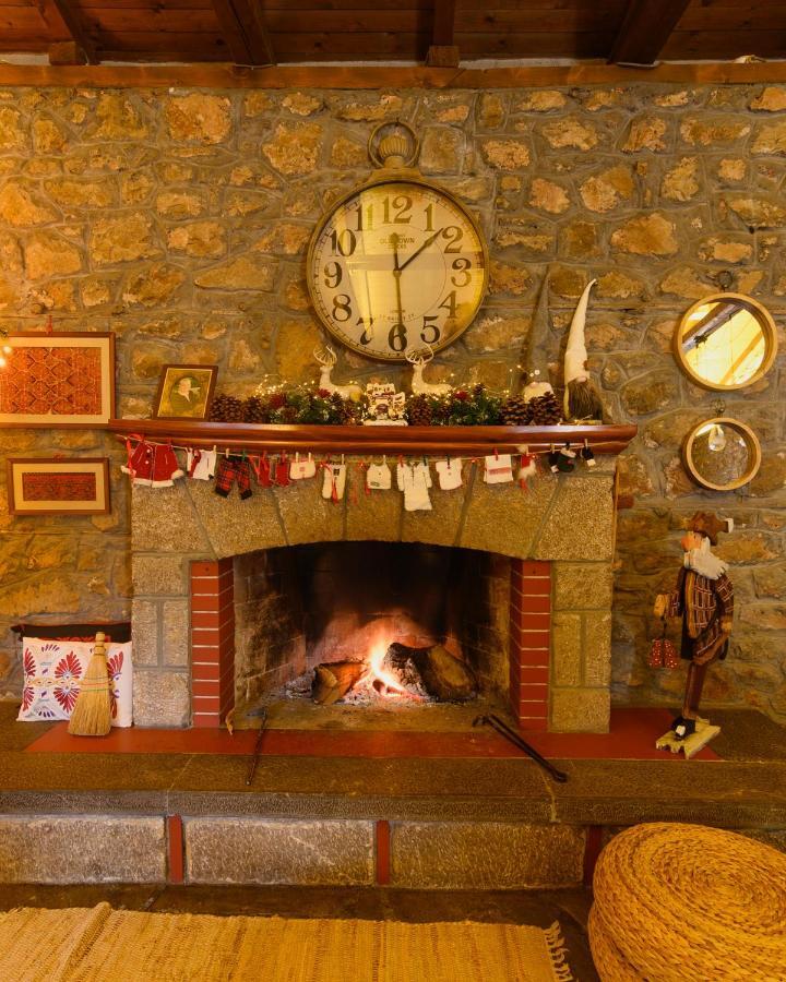 Guesthouse Karahalios Polydrossos Eksteriør billede