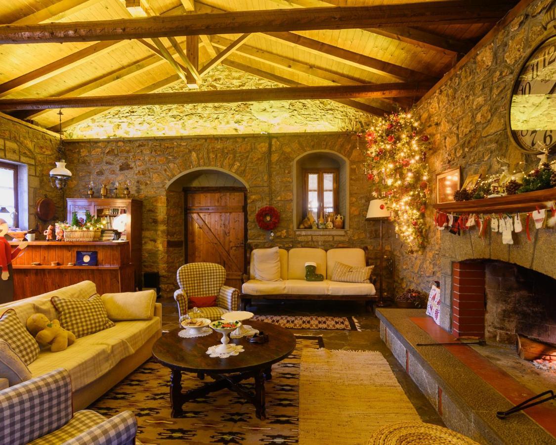 Guesthouse Karahalios Polydrossos Eksteriør billede